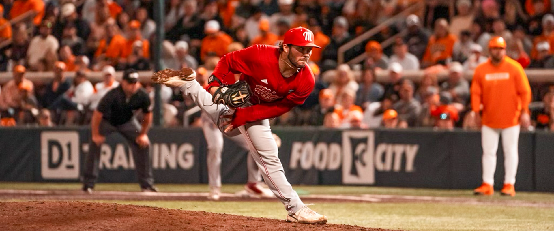 baseball pitcher throwing the ball