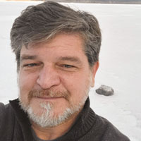 Coating Course Speaker Bob Versluys smiling for the camera.