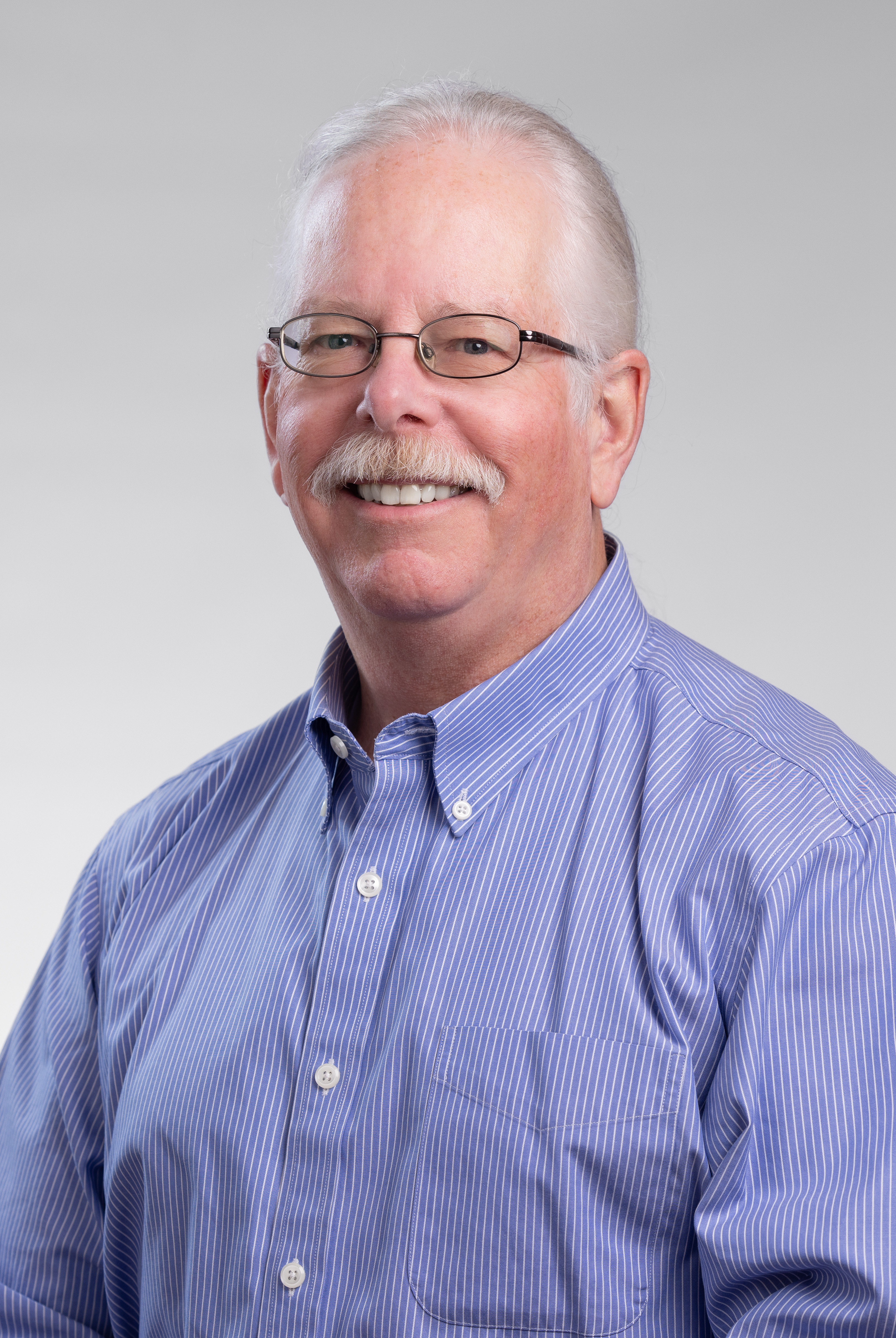 Dr. Edward Brooks Applegate III