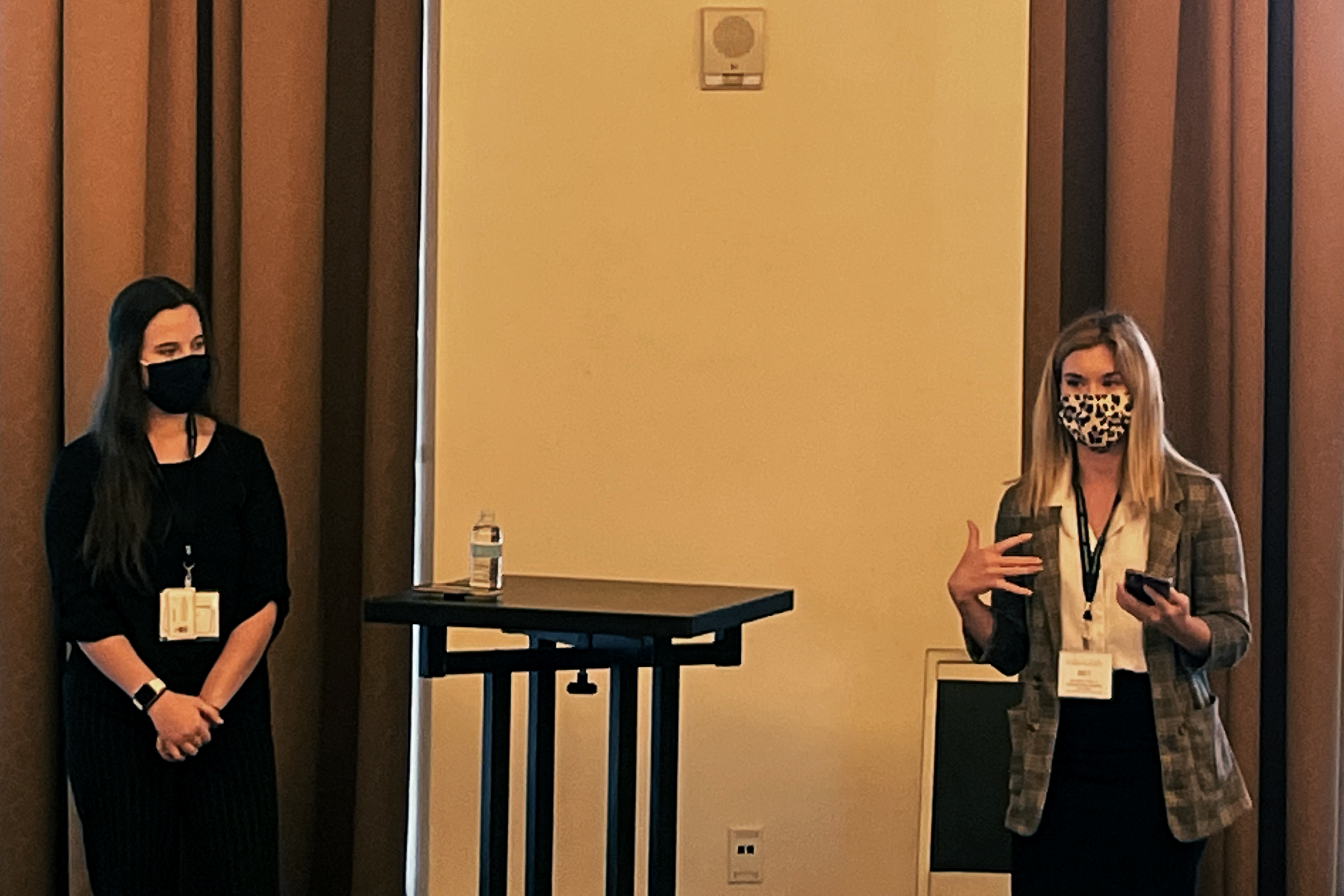 A photo of Lindsey Beck and Ashley Dittmar delivering a presentation at the National ALD conference.