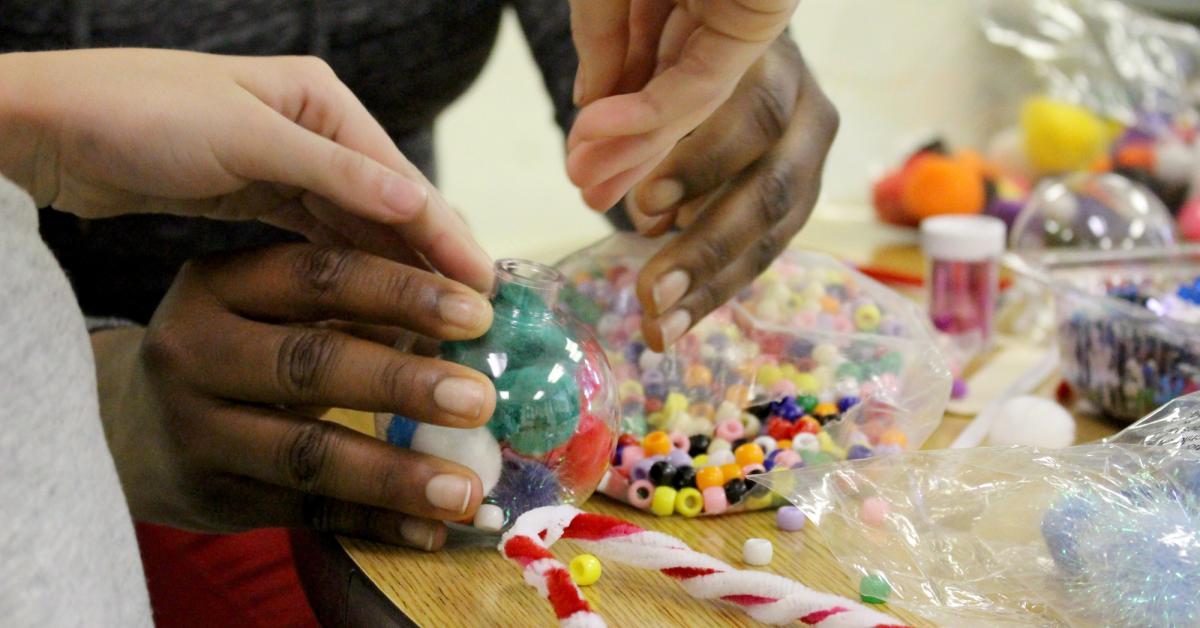 Foundation Scholars help special education students create holiday ...