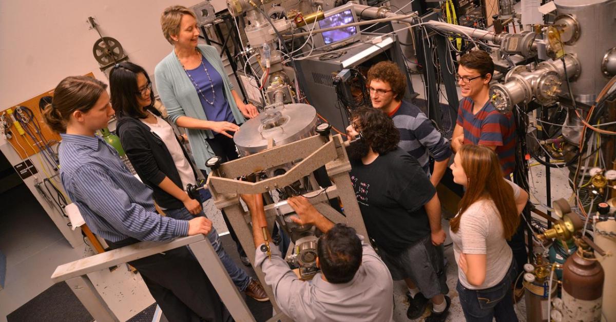 Uwm Physics Lab About | Physics | Western Michigan University