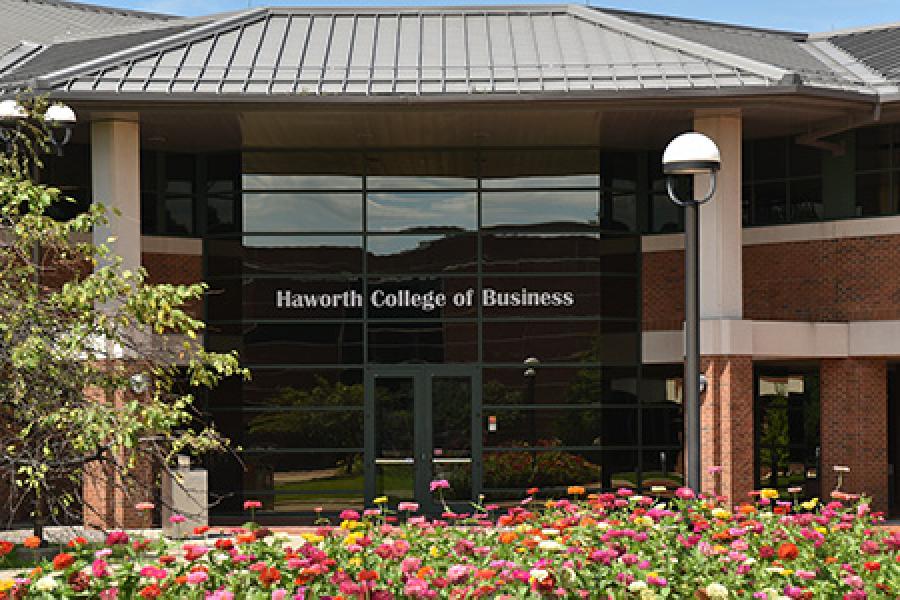 Haworth College of Business exterior