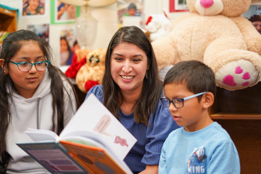 Teacher and students reading
