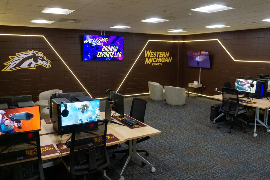 Larger photo of Esports lab