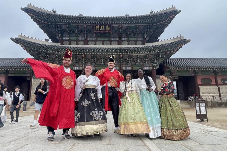 Students studying abroad in Asia