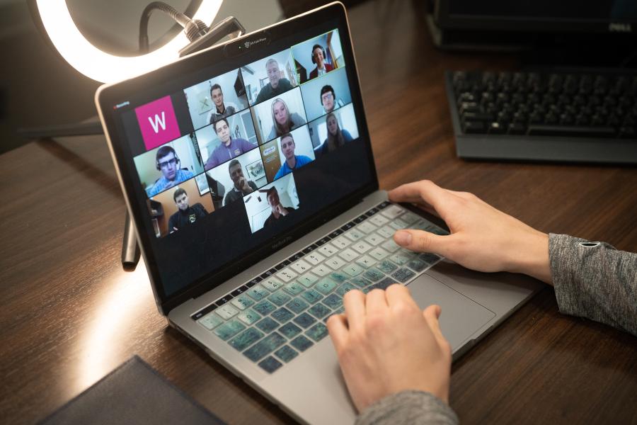 image of a laptop