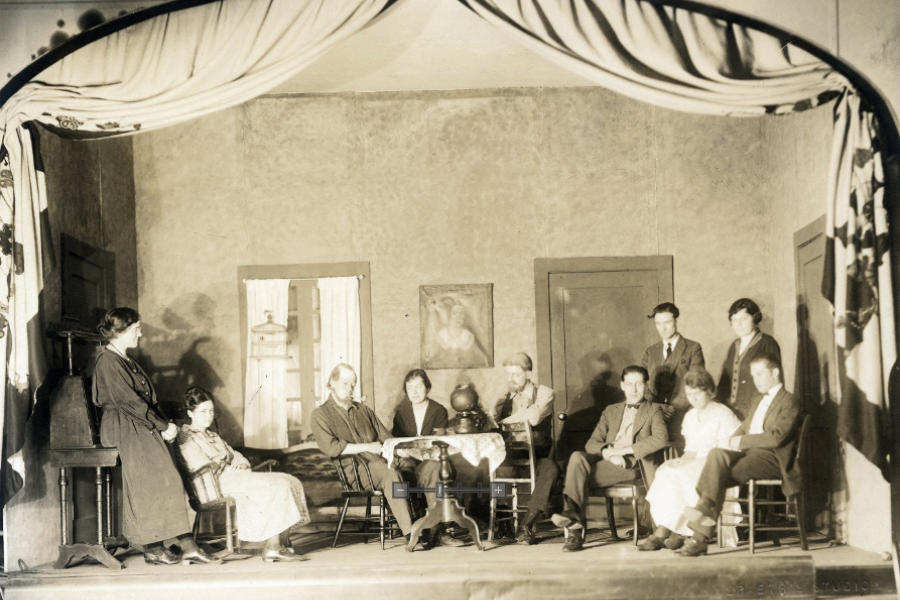Group portrait of cast from Beyond the Horizon, performed at The Playhouse, Kalamazoo, Michigan.