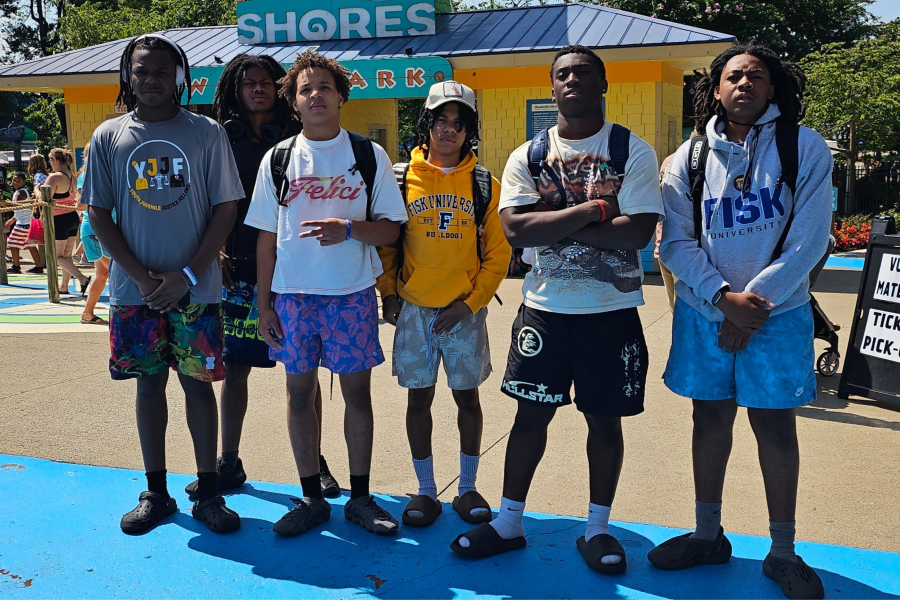 A picture of Youth Juvenile Justice Fellows during their field trip to Nashville 