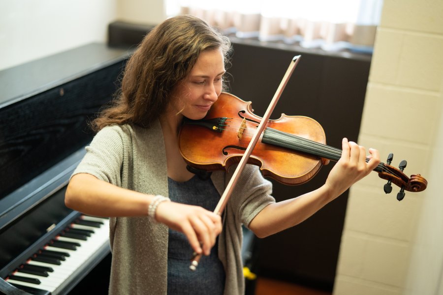 WMU violin student