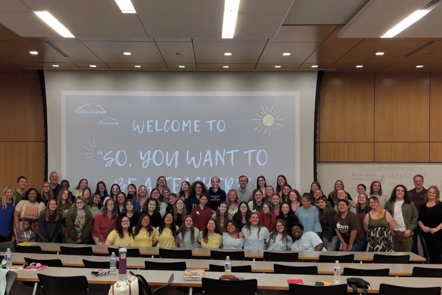 want to be a teacher conference group photo