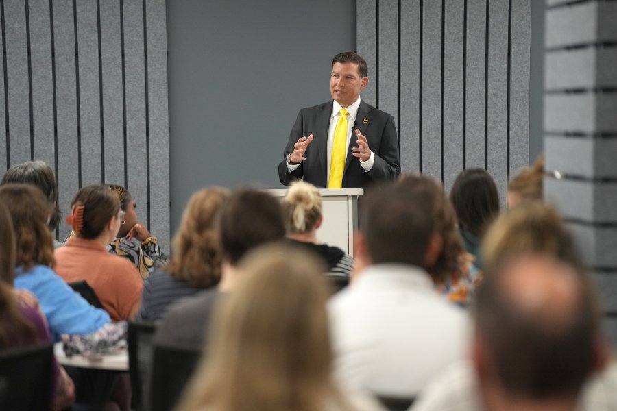 Western Michigan University President Russ Kavalhuna speaks at a listening session in Waldo Library.