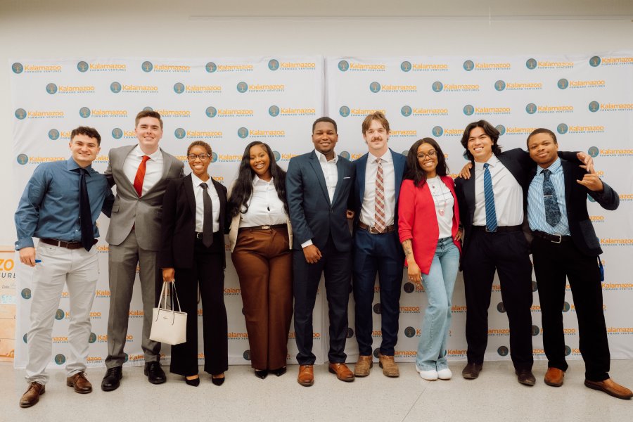 The Cultivate 269 pitch competition finalists stand together.