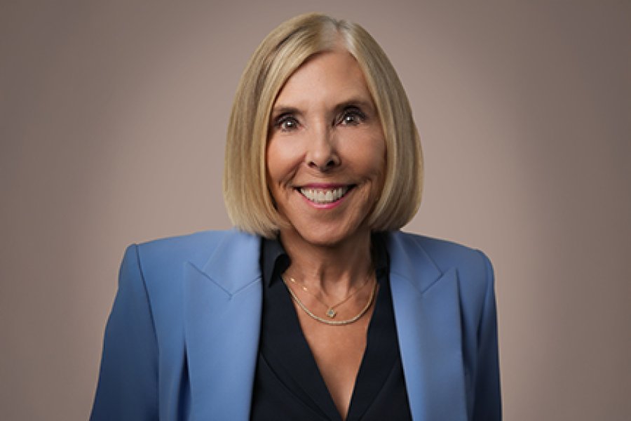 Leigh Richardson professional Headshot