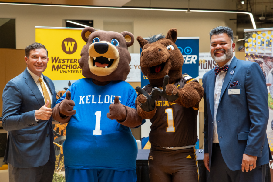 WMU and KCC Presidents and mascots