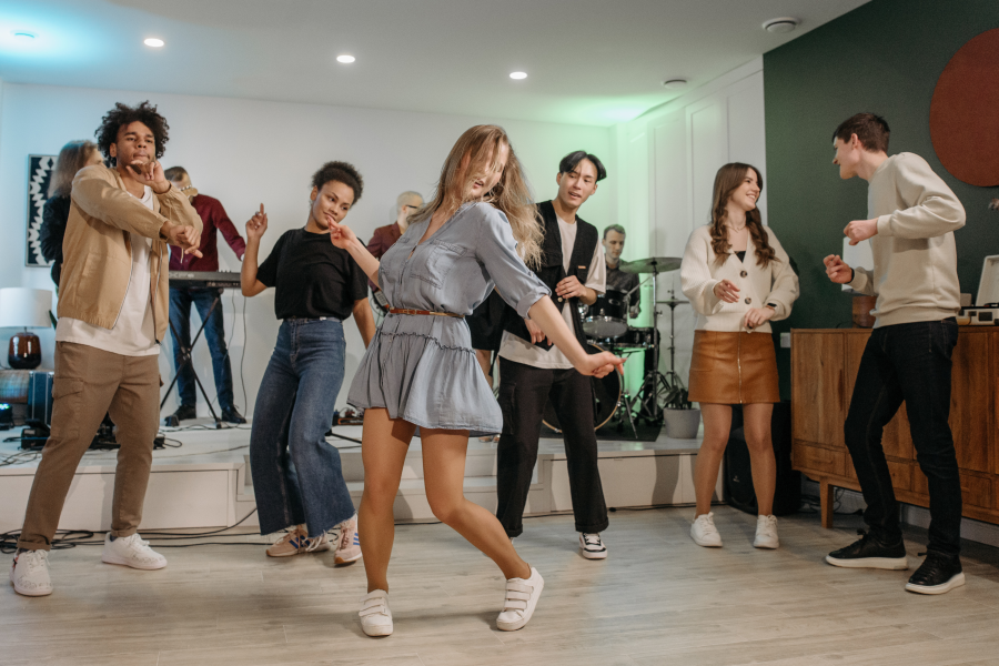 Students dancing on Hip Hop music