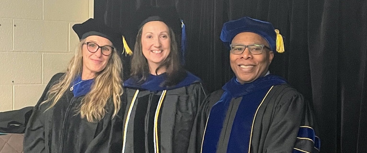 Leandra Burke Grad Pic