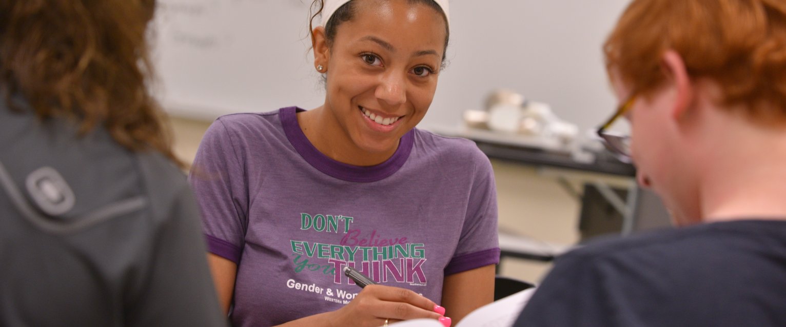 Student participates in Gender and Women's studies course. 