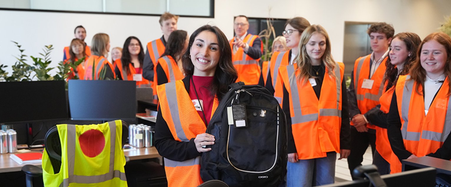 Food marketing students on an industry tour