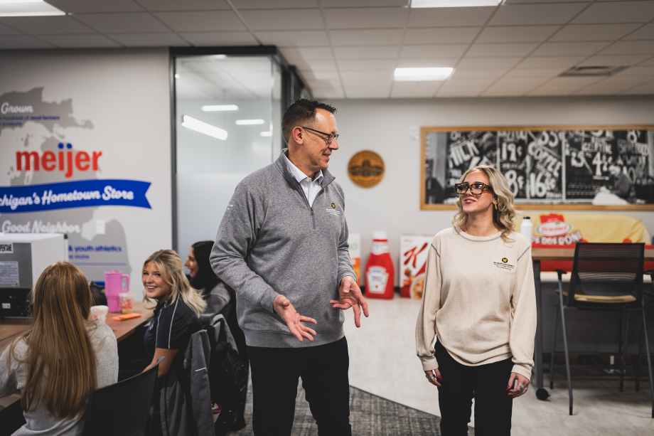 Dr. Russell Zwanka and student in the food marketing hub