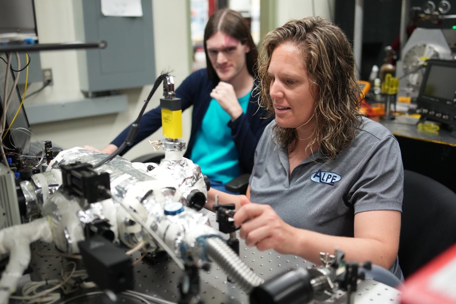 Kristina Lemmer in the ALPE Lab