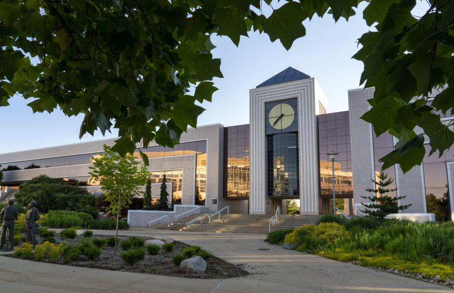 A photo of the landscape of Waldo Library.