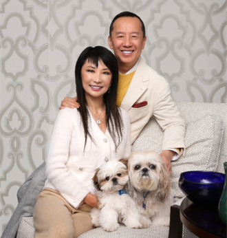 Charles and Lynn Chen-Zhang and their dogs.