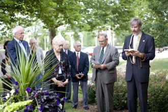 Murakami's funeral service 