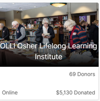 OLLI Members perusing books