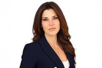 Caitlin Allen Professional Headshot