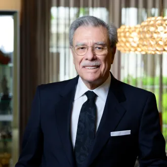 Carlos Gutierrez