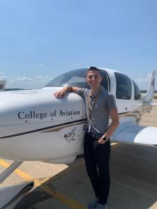 WMU Aviation Pilot Alumni Cole Dillon as a student pilot flying the Cirrus SR20