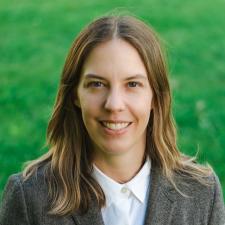 Courtney Carignan headshot