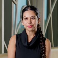 Professional photo of Carolina Sarmiento