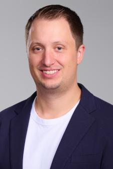 Dr. Zach Asher