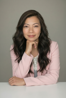 Patricia Motus Headshot